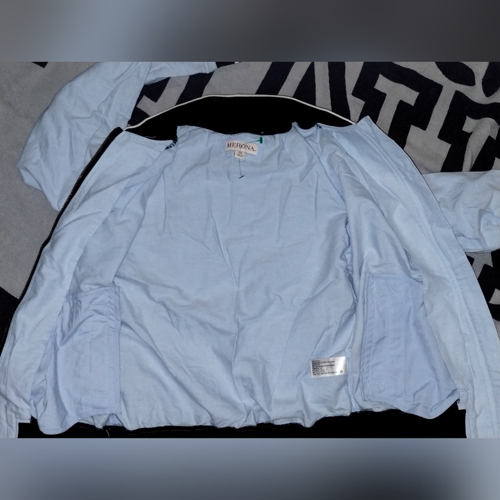 Merona lightweight full zip top - Picture 2 of 4
